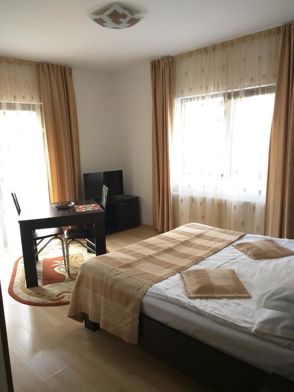 Hotel Silvia Apart Sinaia Exterior photo